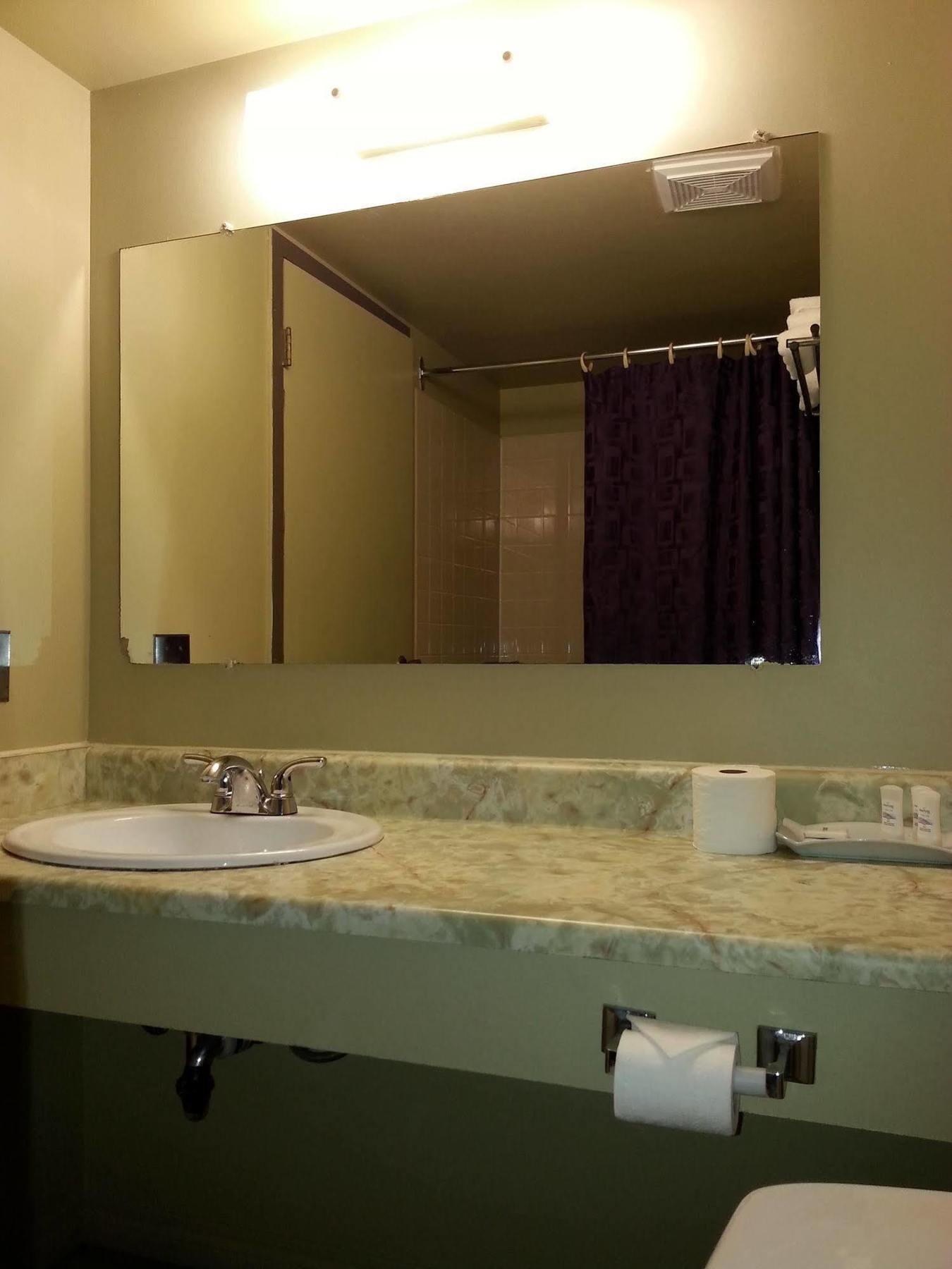 Hotel Ramada By Wyndham Dawson Creek Extérieur photo